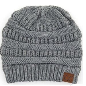 C.C NWT CLASSIC CABLE KNIT BEANIE